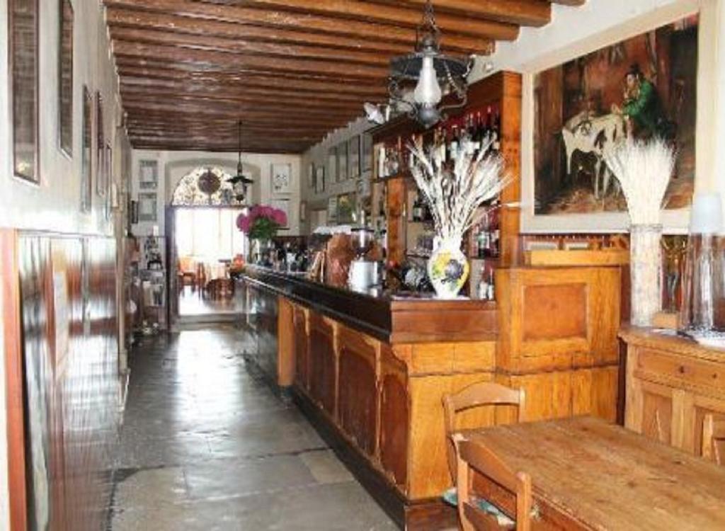 Albergo Ristorante Ai Pini Tarzo Buitenkant foto