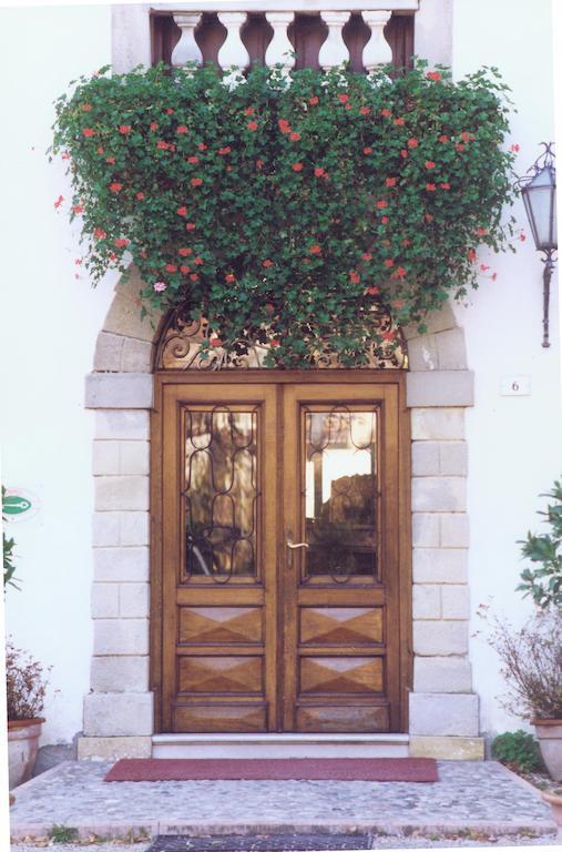 Albergo Ristorante Ai Pini Tarzo Buitenkant foto